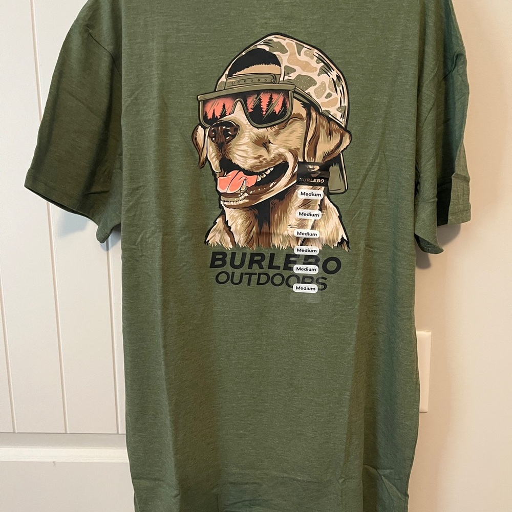 Men's Olive Green Pocket Tee Burlebo Medium NWT - Picture 2 of 2